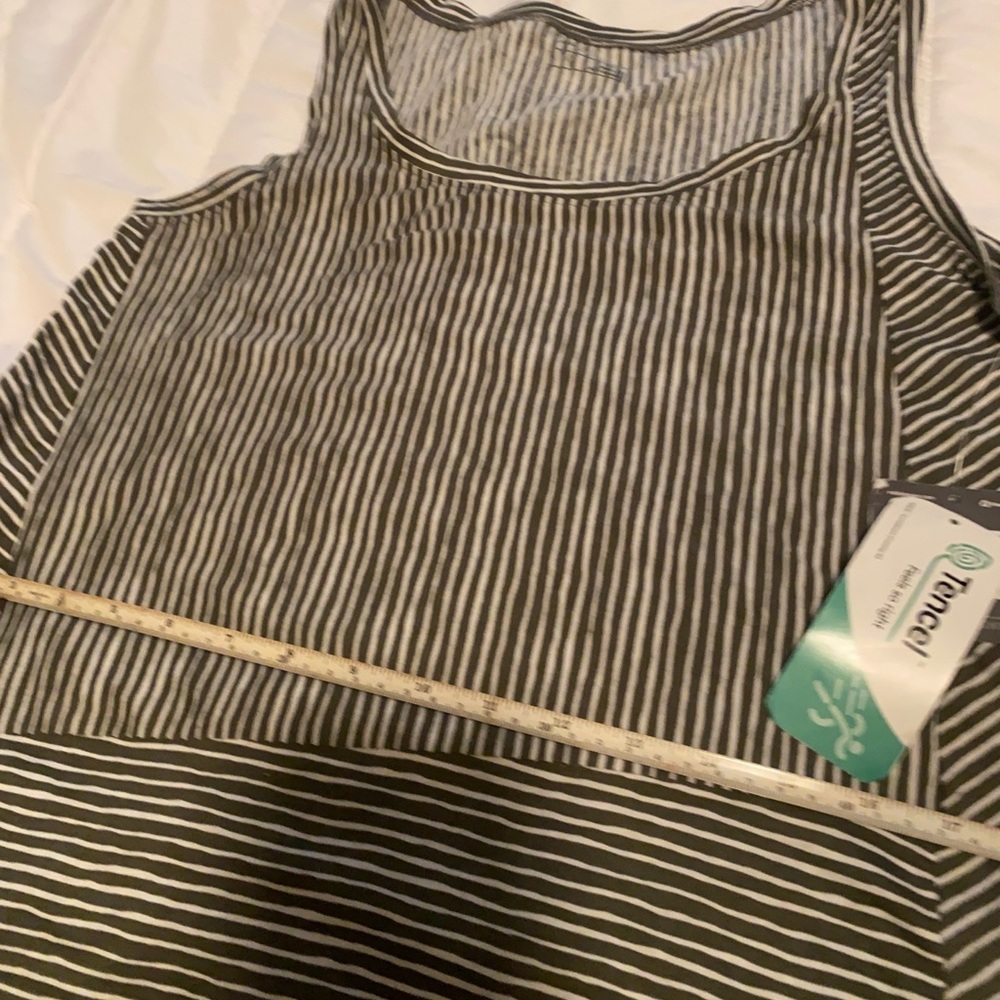 NWT EDDIE BAUER | Ladies Gate Check Mixed-Stripe U-Neck Tank Top Sz M Easy Care - Picture 15 of 15
